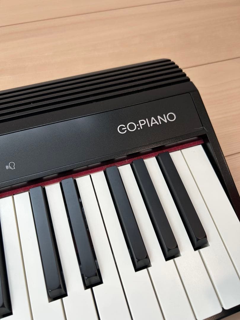 ローランド　電子ピアノ　GO:PIANO 譜面台付、ペダル付　GO-61P