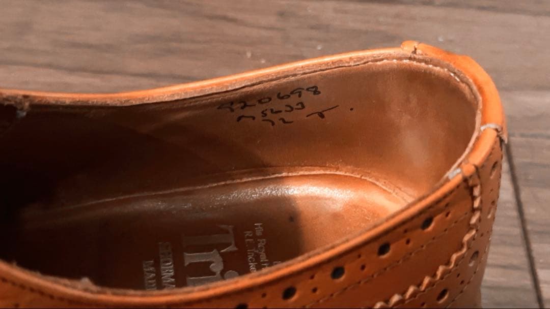 トリッカーズ Trickers バートン